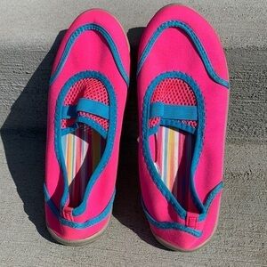 Water shoes